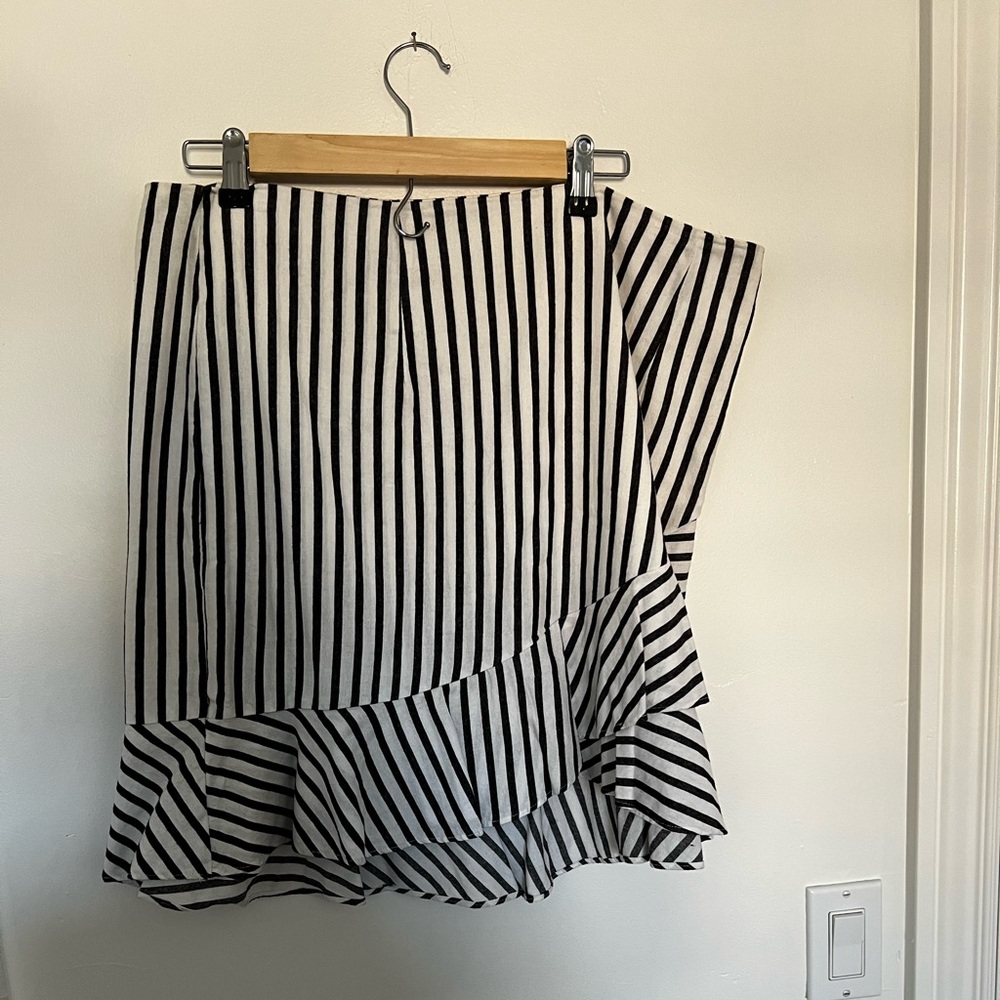 Blue/white striped skirt
